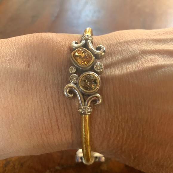 Brighton Lioness Bangle with 2 extra bracelets - Picture 2 of 7